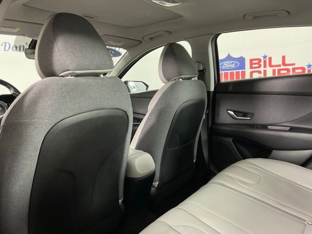 Used 2021 Hyundai Elantra Limited w/ Cargo Package image 15