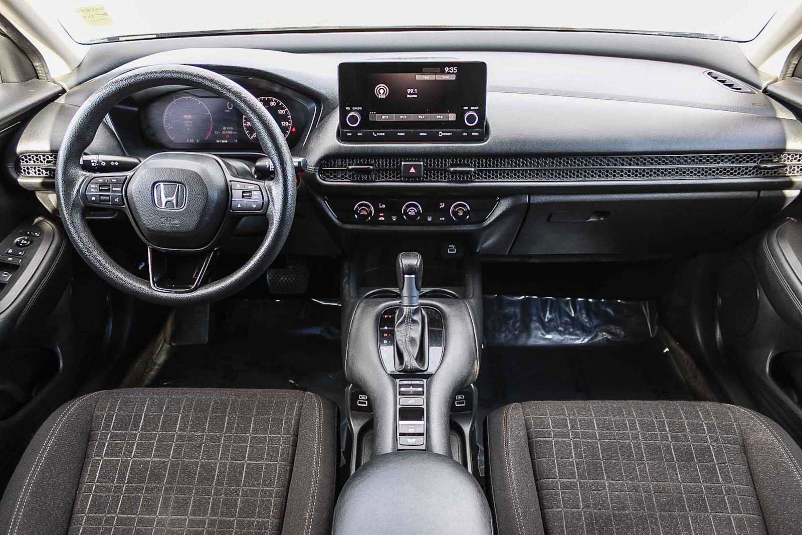 Certified 2023 Honda HR-V LX image 12