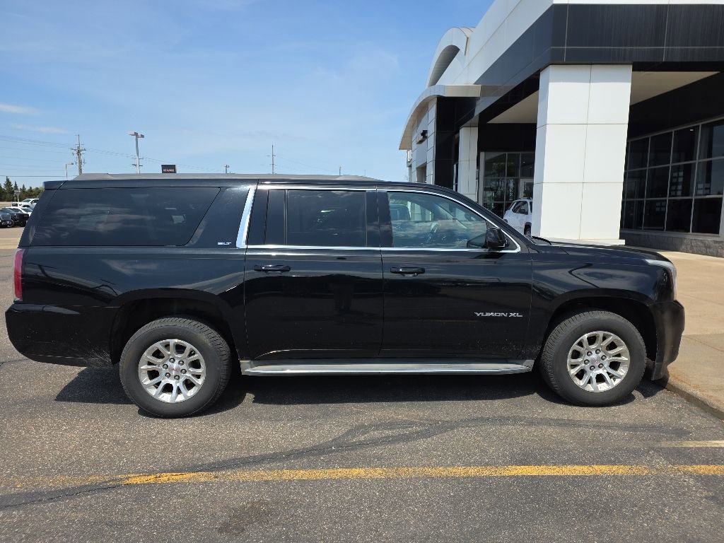 Used 2015 GMC Yukon XL SLT w/ Open Road Package AWD/4WD image 8