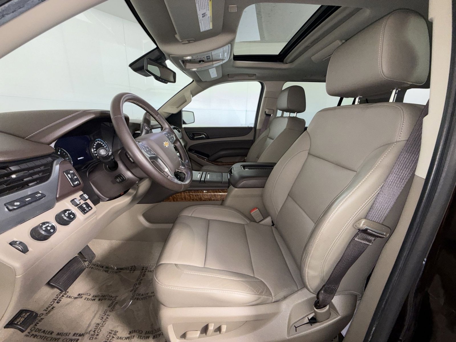 Used 2020 Chevrolet Suburban Premier AWD/4WD image 13