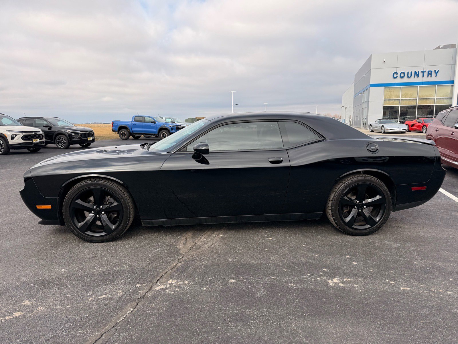 Used 2013 Dodge Challenger R/T Plus image 3