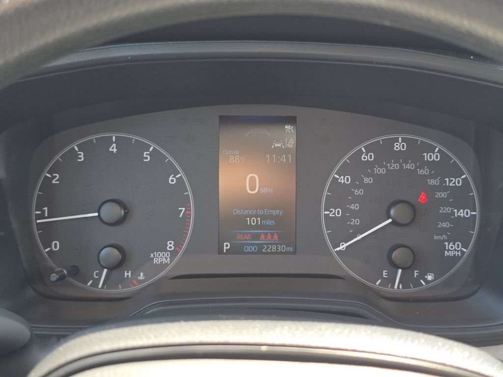 Used 2024 Toyota Corolla Cross L AWD/4WD image 25
