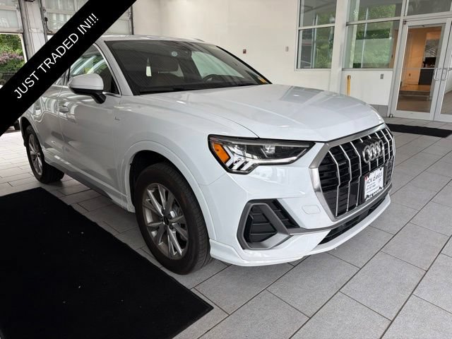 Used 2023 Audi Q3 2.0T Premium w/ Convenience Package AWD/4WD image 6