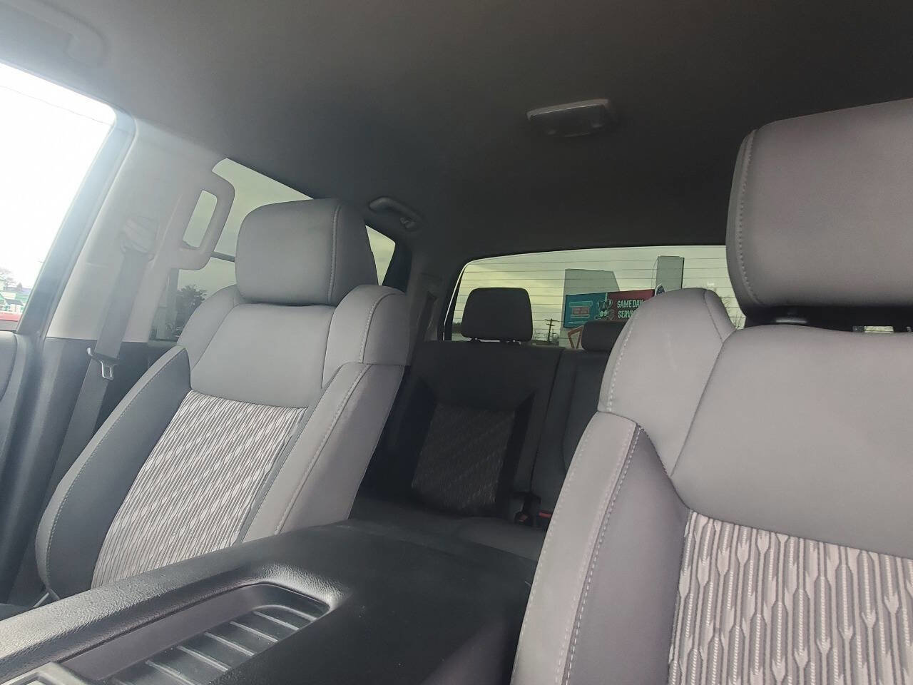 Used 2019 Toyota Tundra SR5 w/ SR5 Upgrade Package image 26