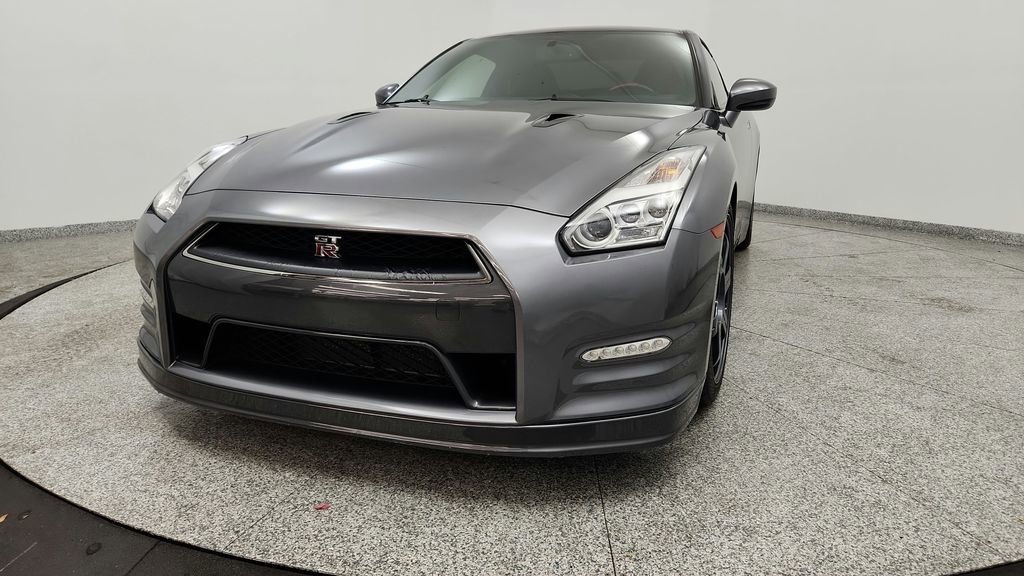 Used 2016 Nissan GT-R Black Edition image 11