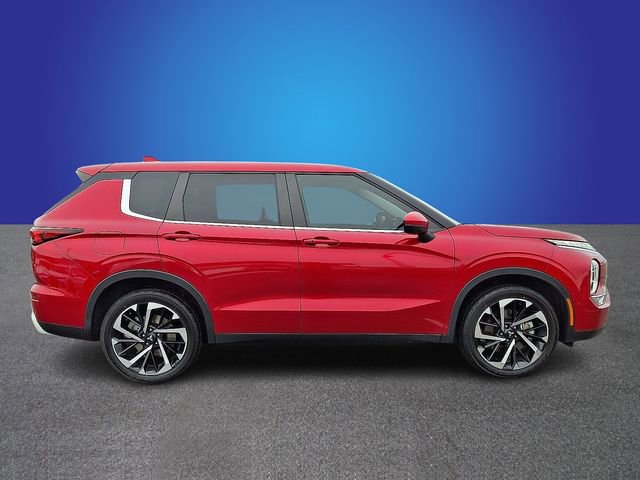 Used 2024 Mitsubishi Outlander SE image 4