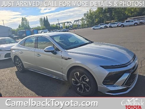 Used 2025 Hyundai Sonata SEL FWD image 1