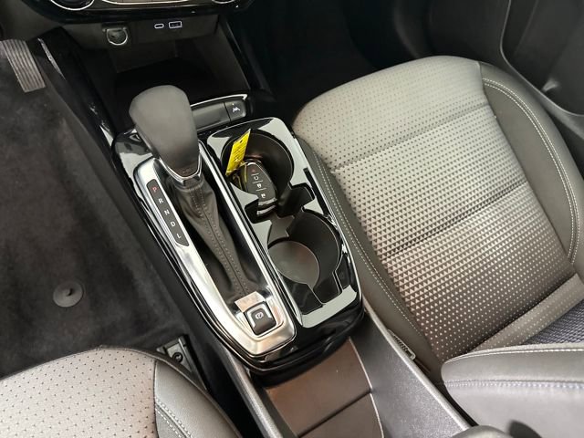 Used 2024 Chevrolet Trax LT w/ Driver Confidence Package image 20