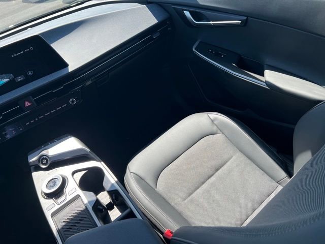 Certified 2024 Kia EV6 Light AWD/4WD image 15