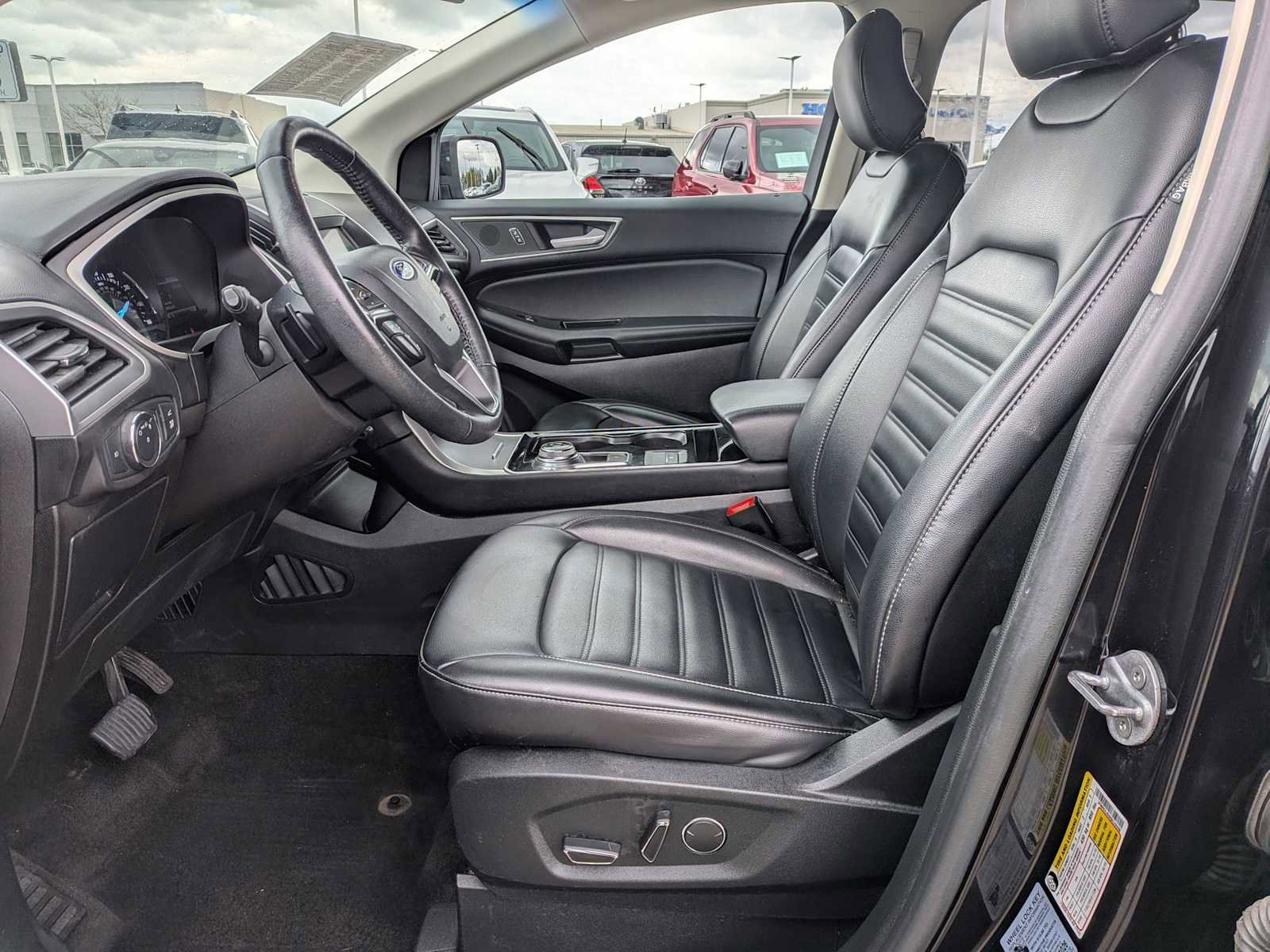Used 2019 Ford Edge SEL w/ Equipment Group 201A AWD/4WD image 14