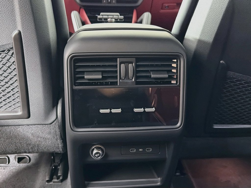 New 2026 Porsche Cayenne S AWD/4WD image 27