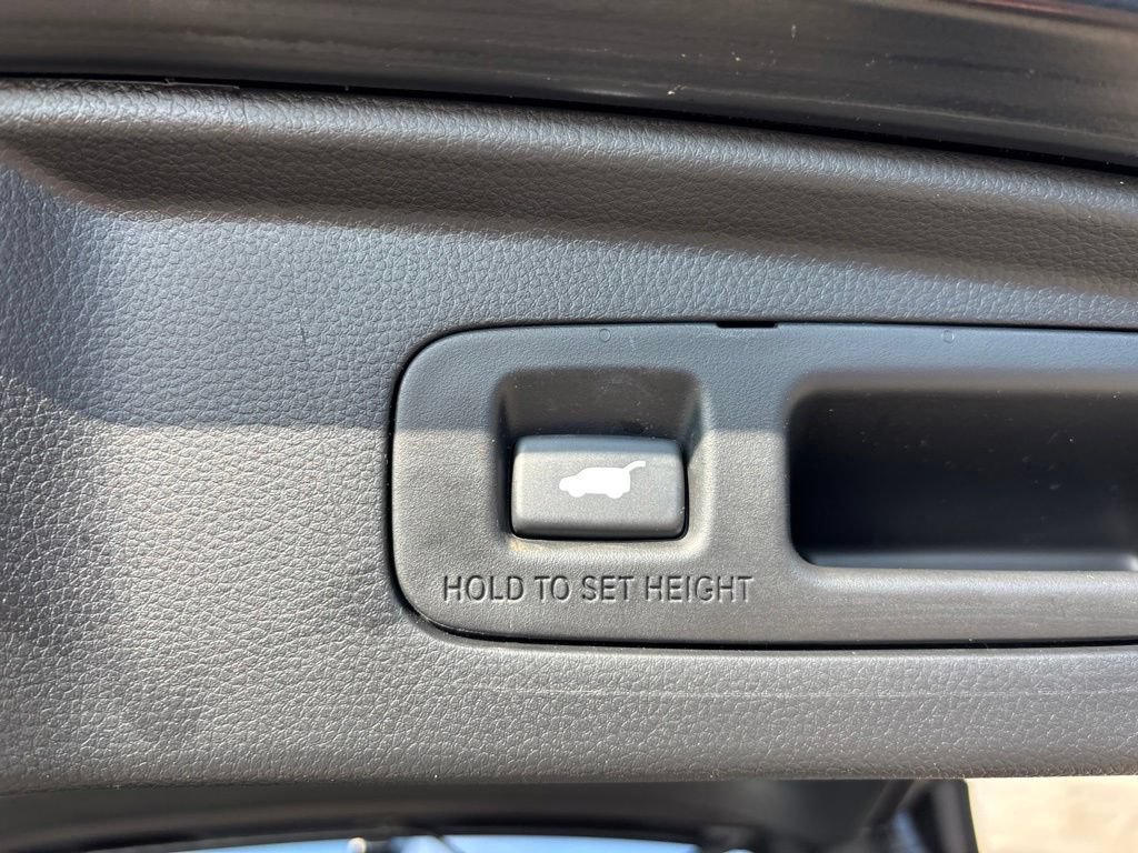 Used 2024 Honda CR-V EX-L image 14