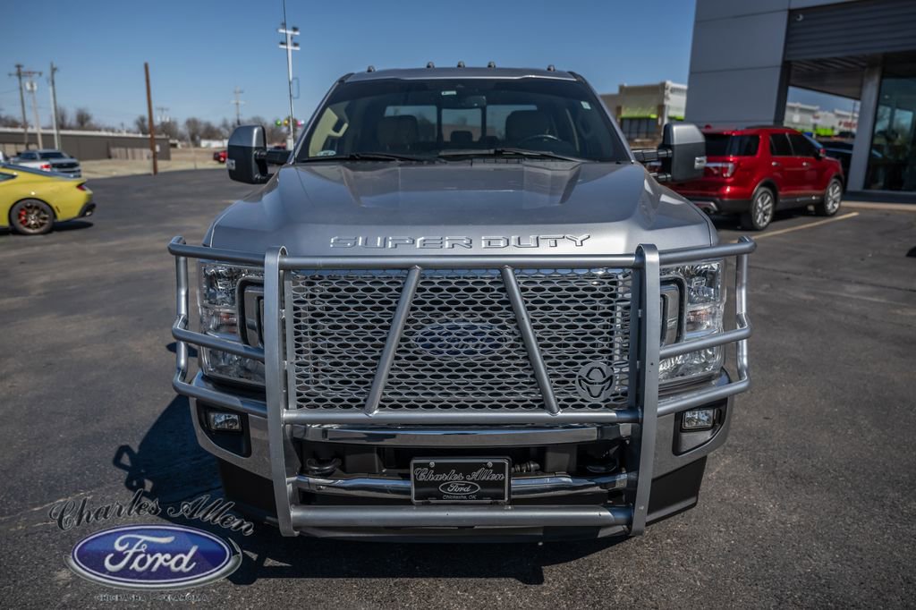 Used 2021 Ford F350 Lariat w/ Lariat Value Package image 2
