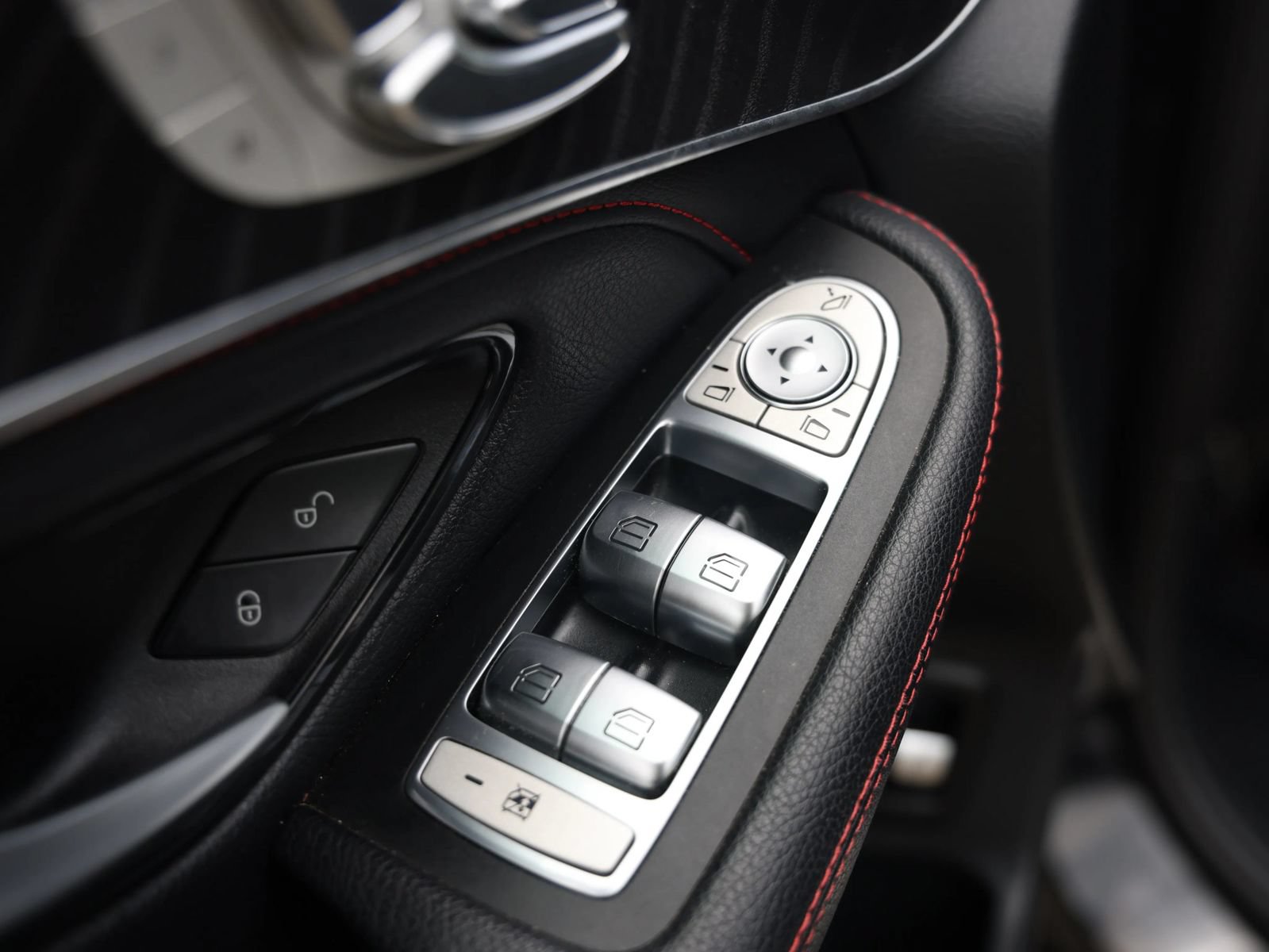 Used 2019 Mercedes-Benz GLC 43 AMG 4MATIC image 35