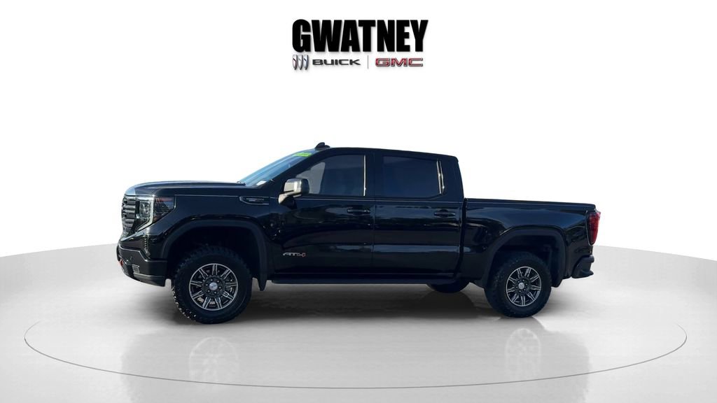 Used 2024 GMC Sierra 1500 AT4 w/ Technology Package AWD/4WD image 8
