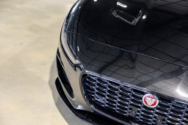 Used 2023 Jaguar F-TYPE R AWD/4WD image 11