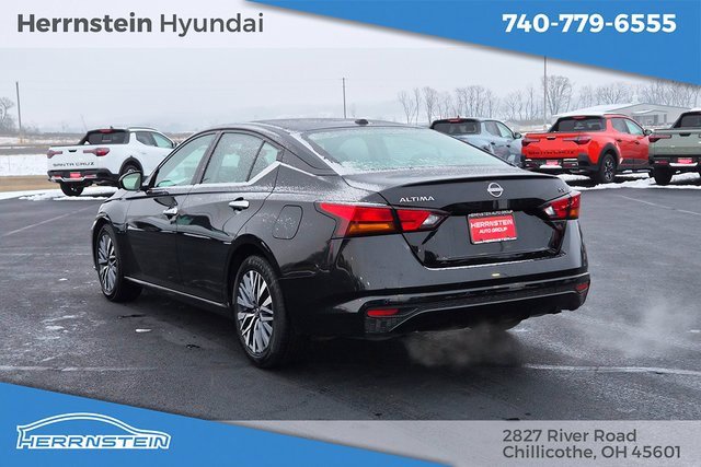 Used 2023 Nissan Altima 2.5 SV image 5