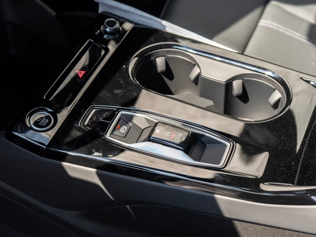 New 2027 Audi Q6 e-tron Prestige AWD/4WD image 12