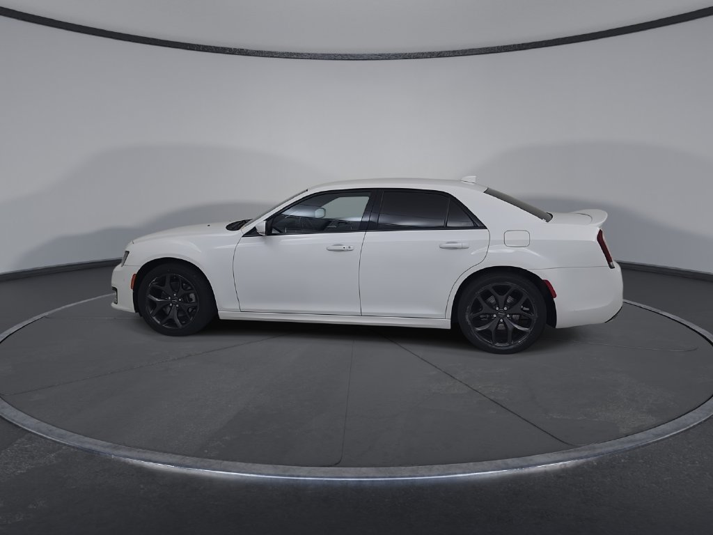 Certified 2021 Chrysler 300 S w/ S Model Appearance Package RWD image 13