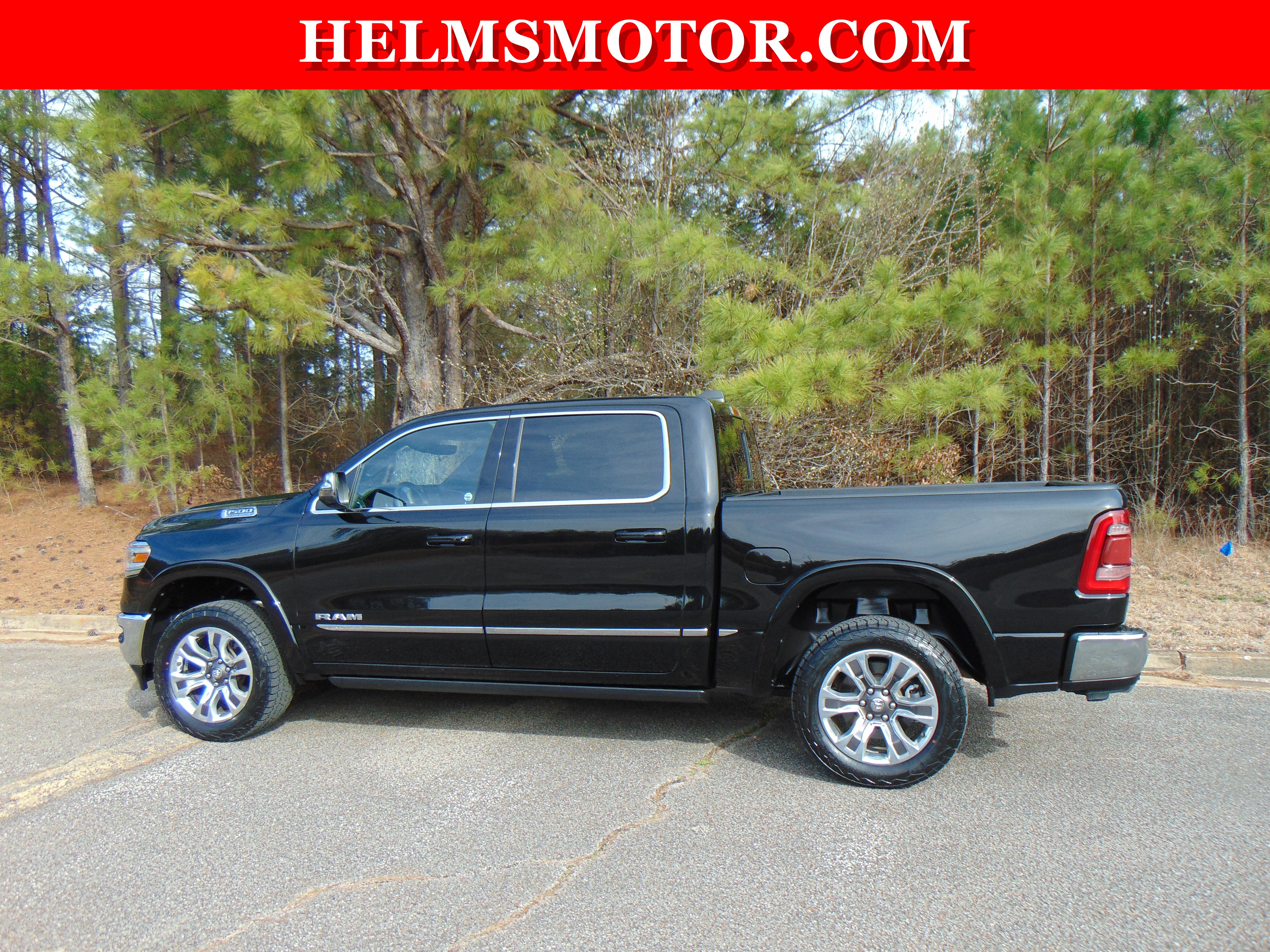 Used 2023 RAM 1500 Limited w/ Bed Utility Group image 5