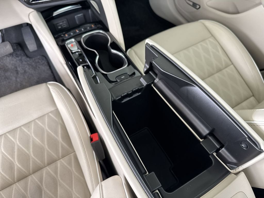 Certified 2023 Buick Envision Avenir AWD/4WD image 23