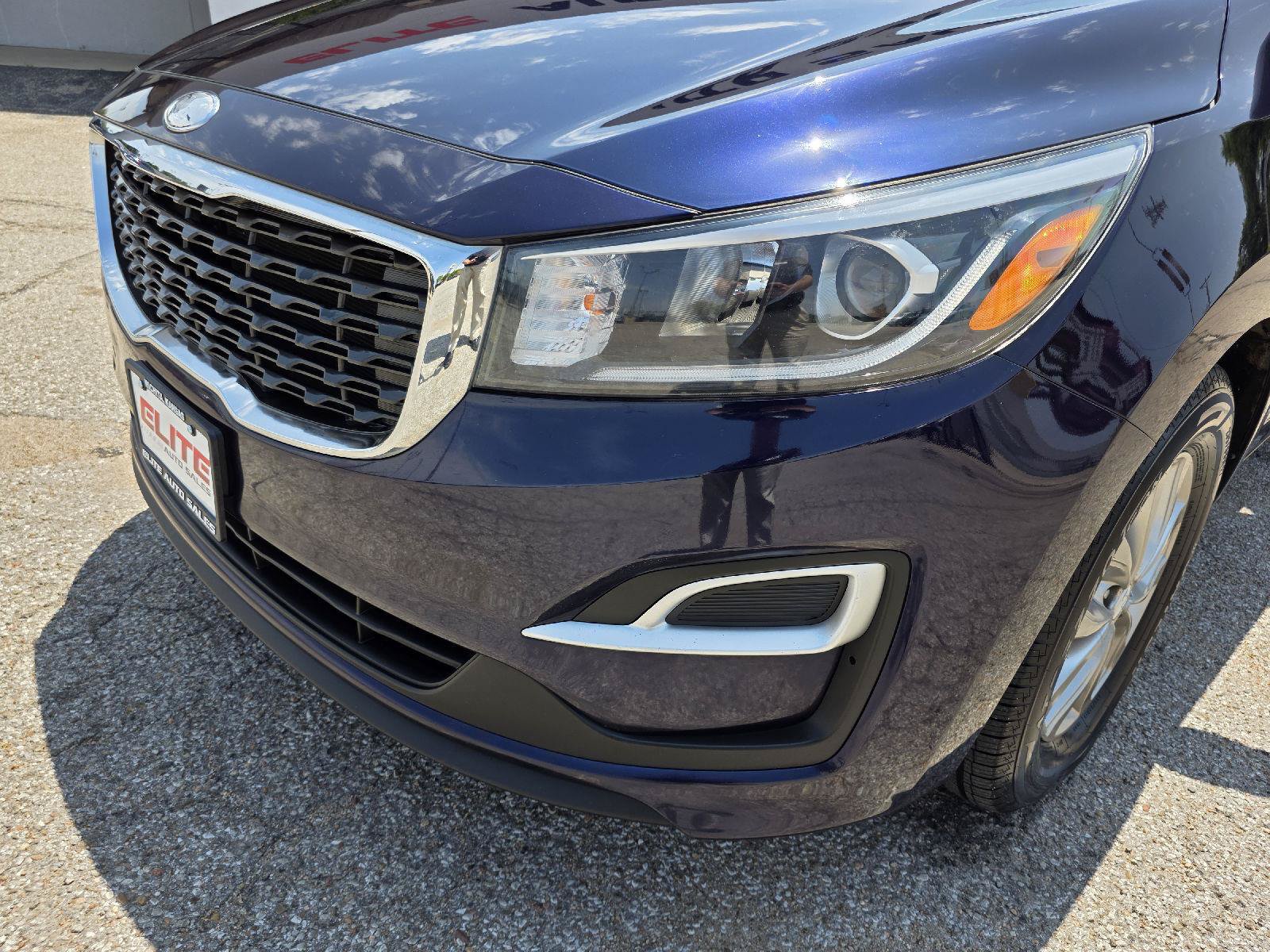 Used 2019 Kia Sedona LX FWD image 37