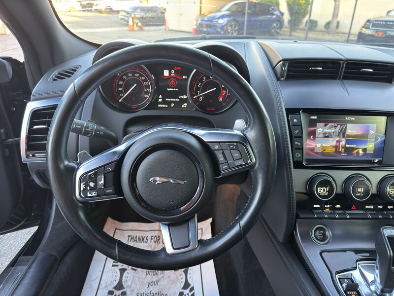 Used 2018 Jaguar F-TYPE Coupe RWD image 25