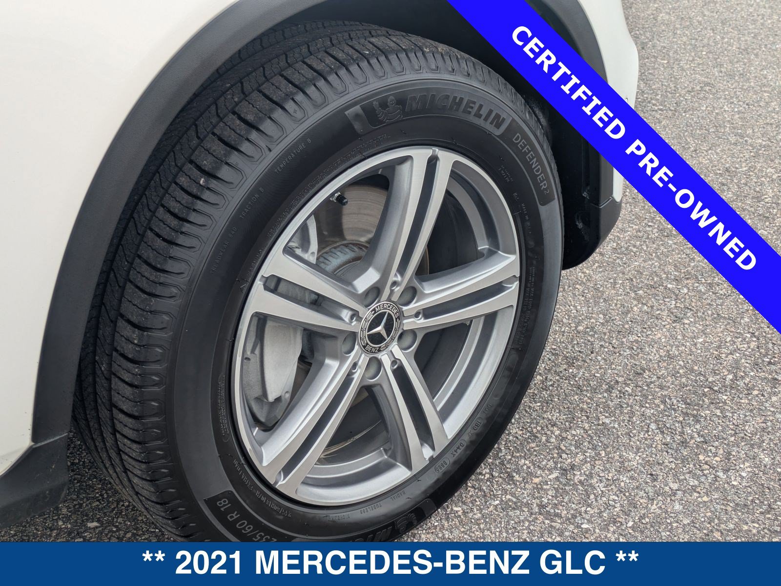 Used 2021 Mercedes-Benz GLC 300 4MATIC image 13