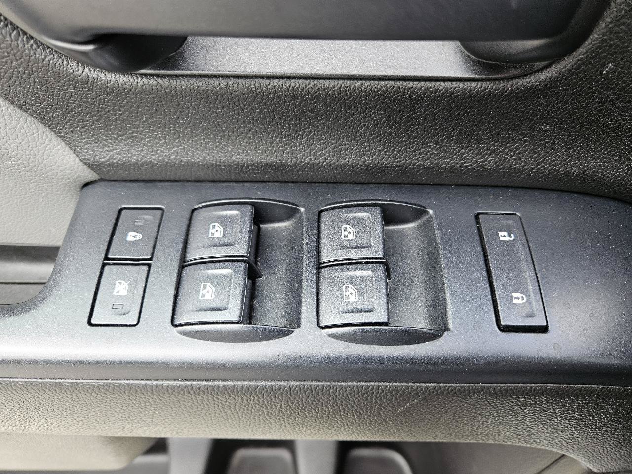 Used 2019 Chevrolet Silverado 2500 W/T AWD/4WD image 20