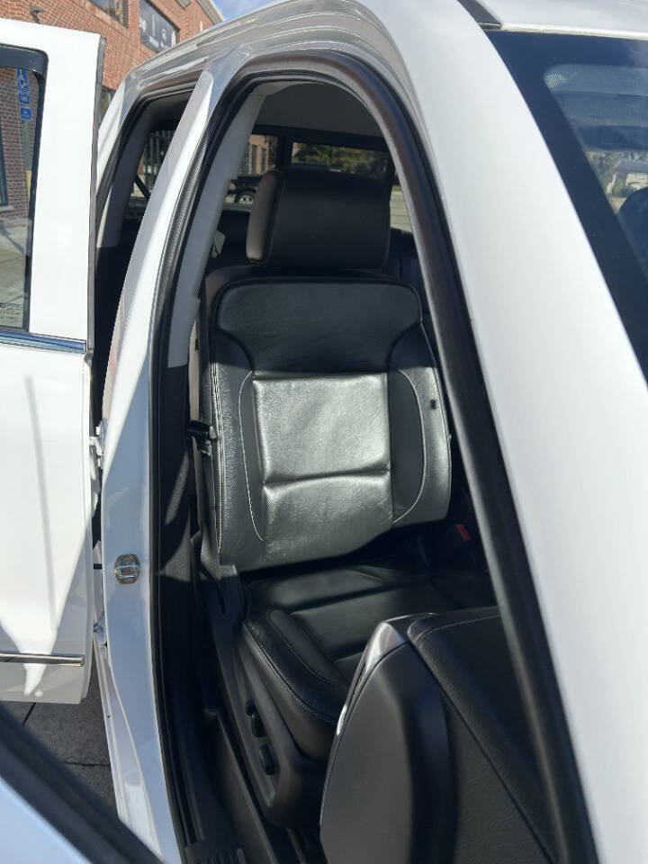 Used 2018 Chevrolet Silverado 2500 LTZ w/ Duramax Plus Package image 26