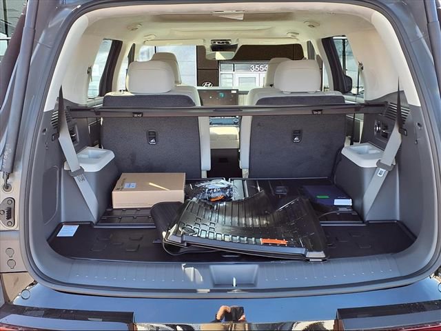 New 2026 Hyundai Santa Fe Calligraphy image 6