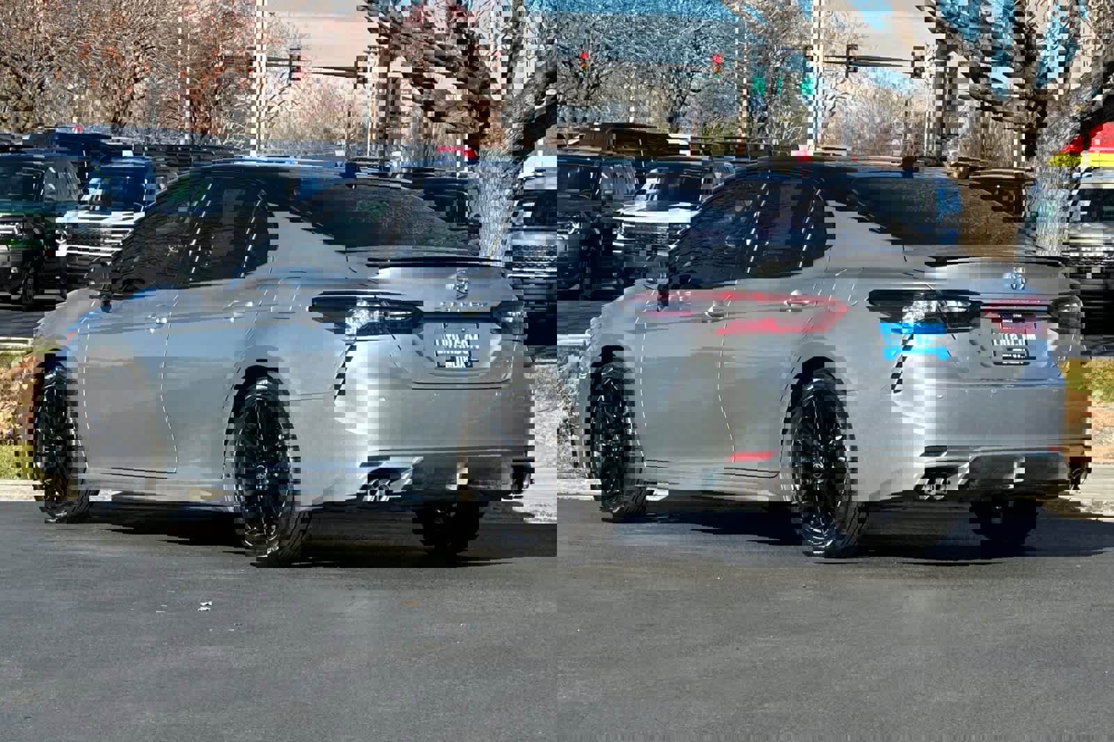 Used 2021 Toyota Camry XSE w/ Navigation Package image 6