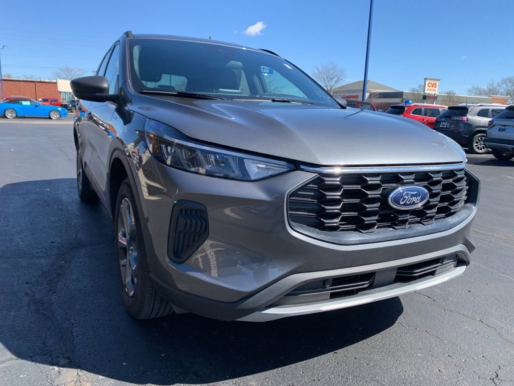 Used 2025 Ford Escape ST-Line