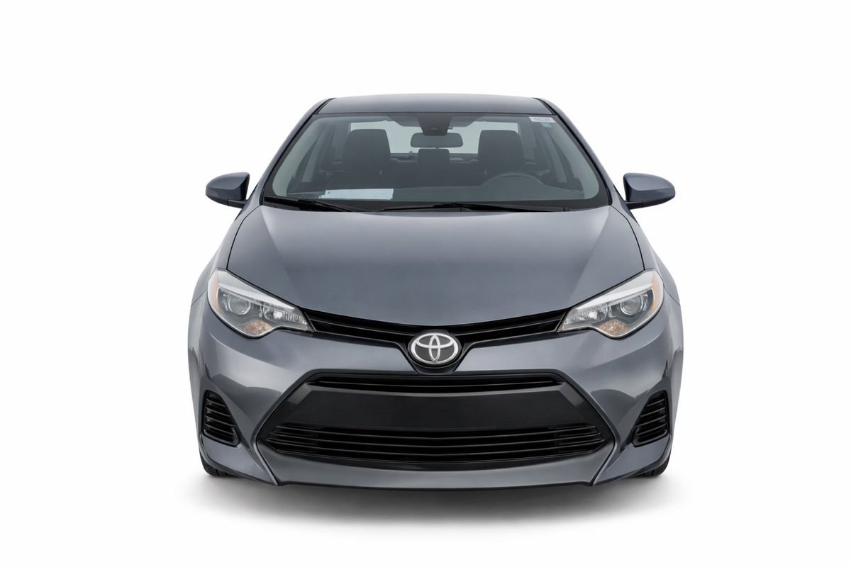 Used 2017 Toyota Corolla LE image 3