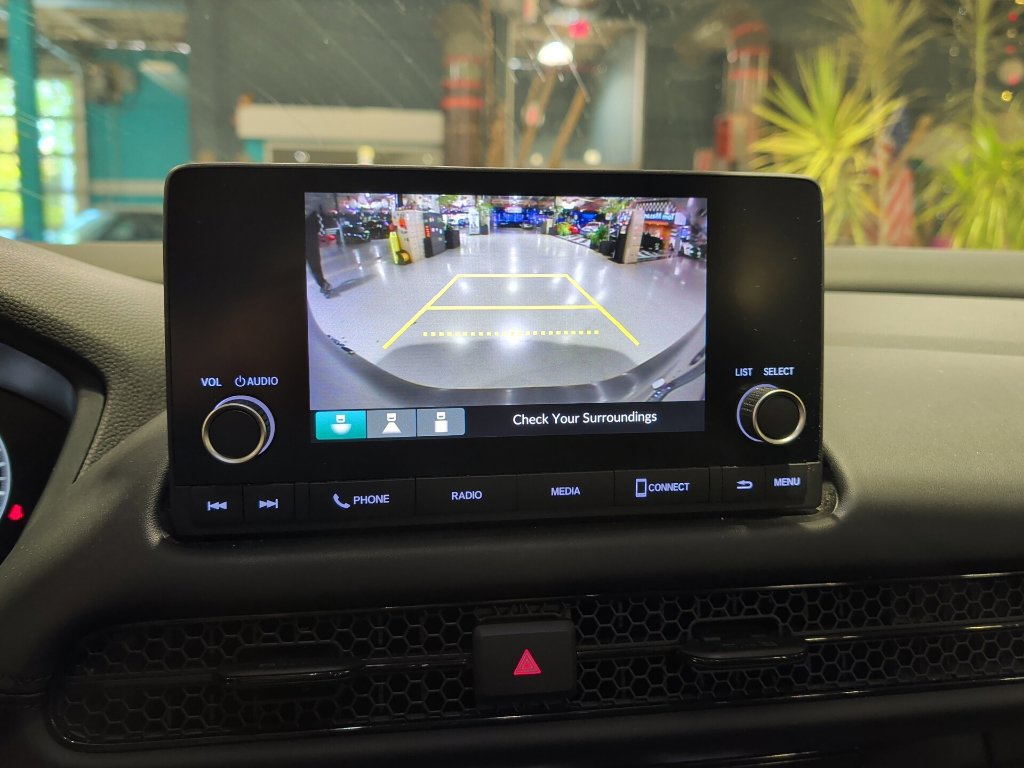 Used 2023 Honda HR-V LX image 17