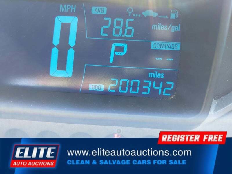 Used 2015 Chevrolet Sonic LT FWD image 24