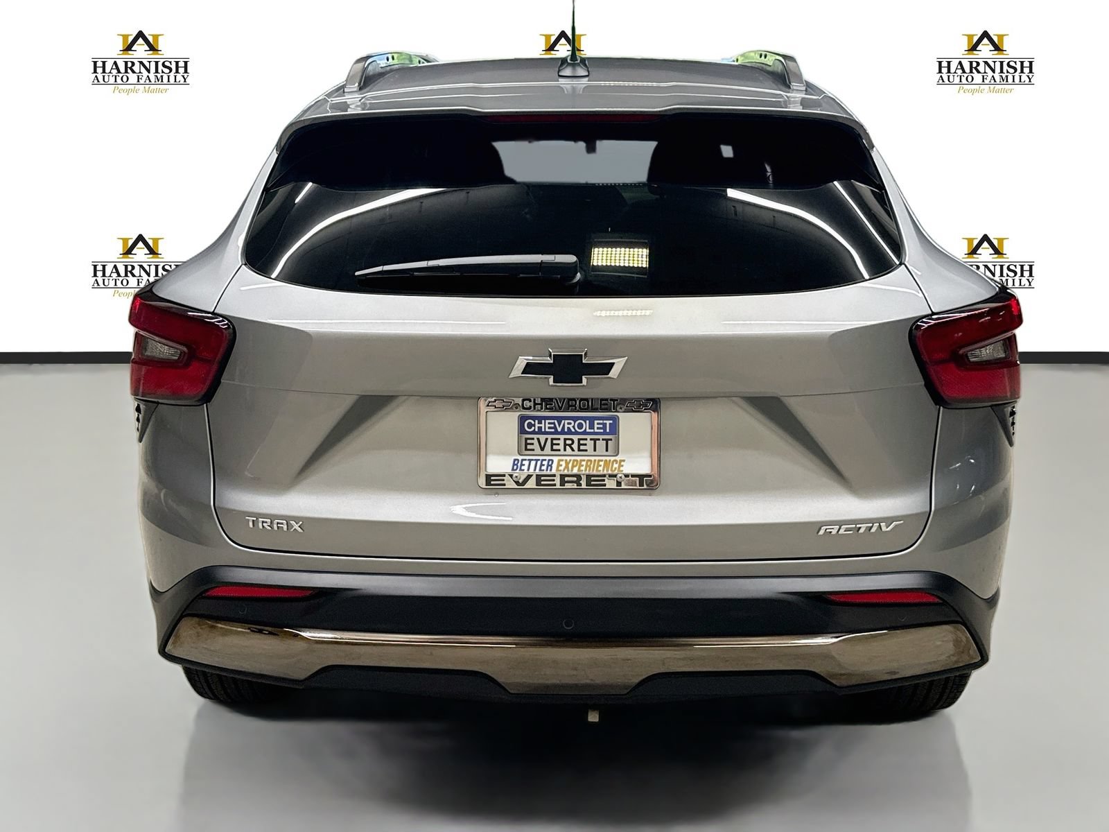 New 2026 Chevrolet Trax ACTIV w/ Sunroof Package FWD image 8