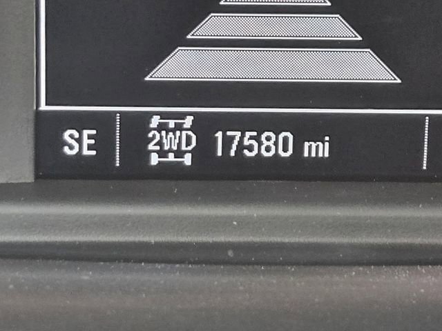 Used 2024 Chevrolet Silverado 2500 Custom w/ Custom Value Package image 29