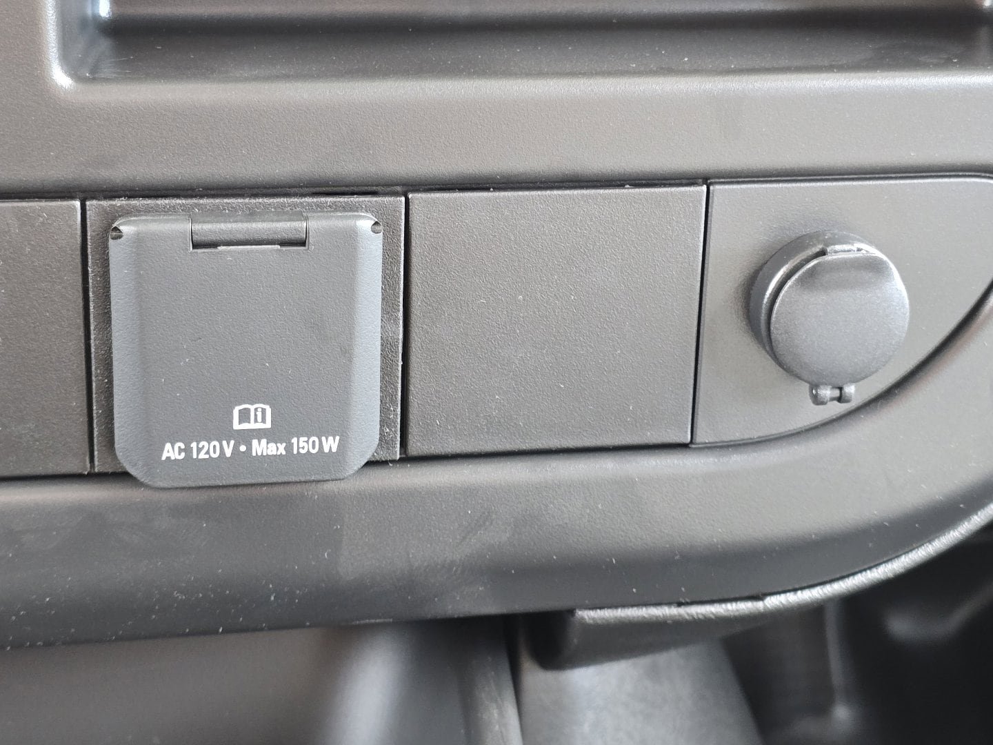 New 2026 Chevrolet Express 2500 w/ Driver Convenience Package RWD image 6
