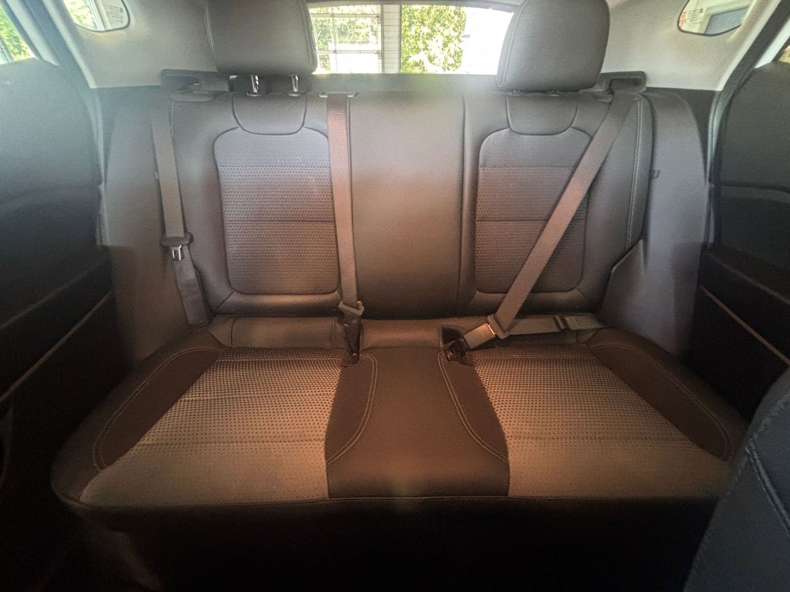 Used 2025 Chevrolet Trax LT w/ LT Convenience Package FWD image 38