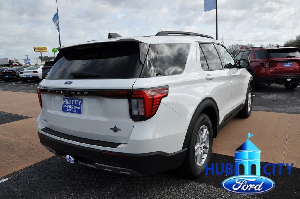 New 2026 Ford Explorer Active w/ Active Comfort Package image 5