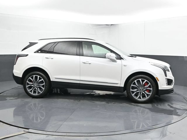 New 2026 Cadillac XT5 Sportv w/ LPO, Floor Liner Package AWD/4WD image 3