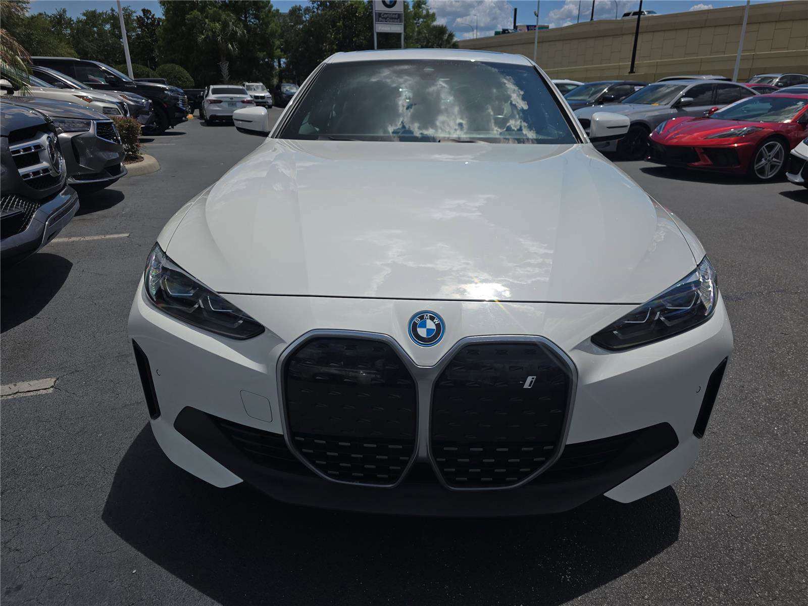 Certified 2023 BMW i4 eDrive35 RWD image 2