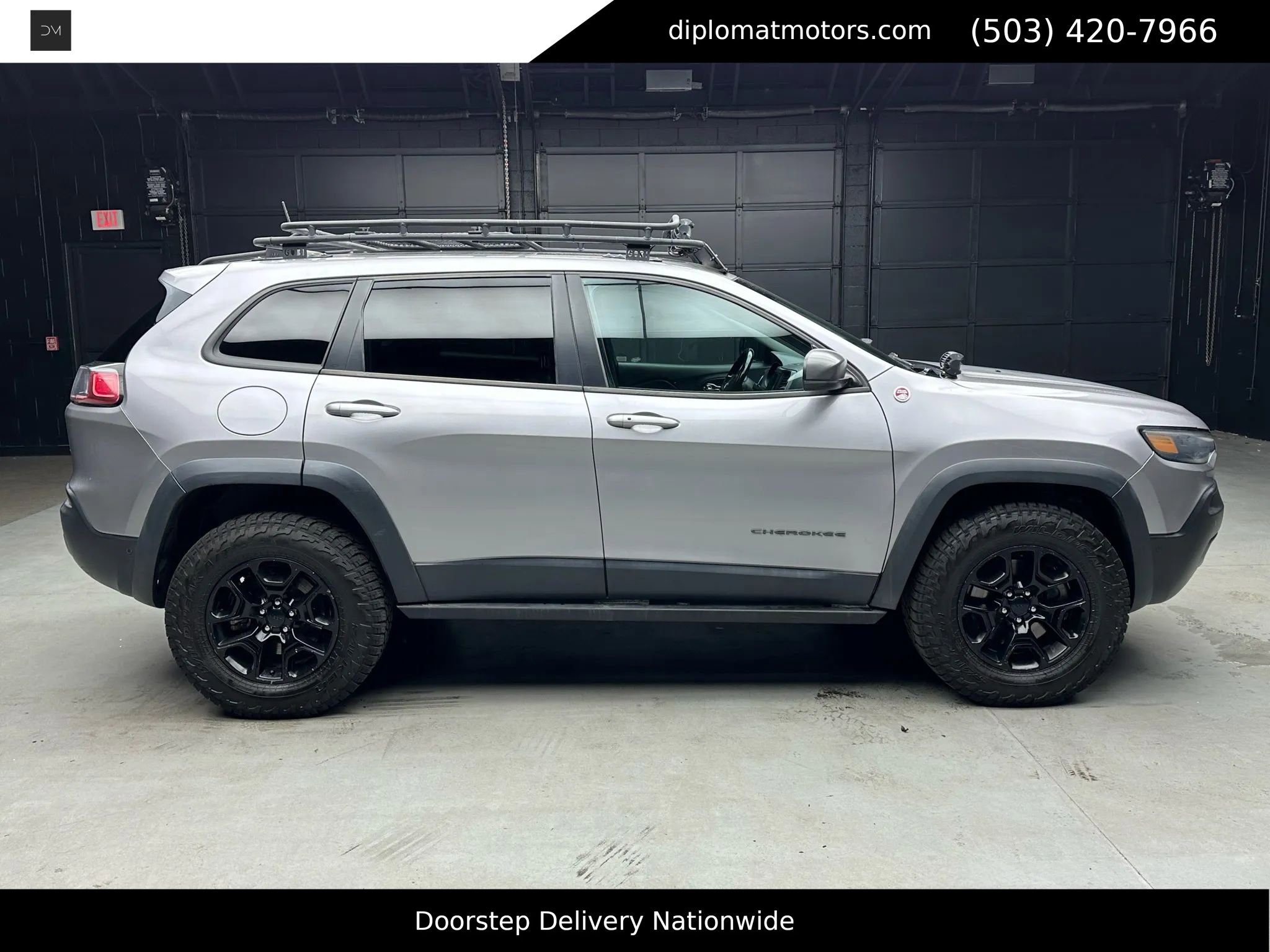 Used 2019 Jeep Cherokee Trailhawk image 8