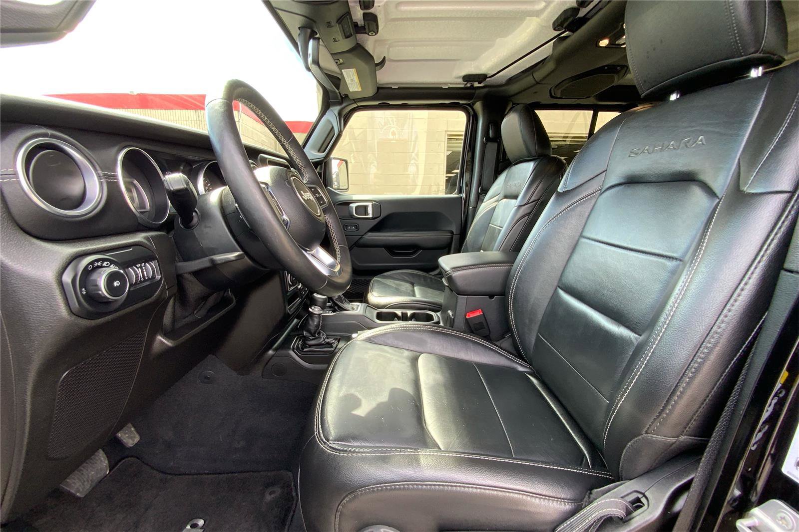 Used 2019 Jeep Wrangler Unlimited Sahara w/ Dual Top Group image 10