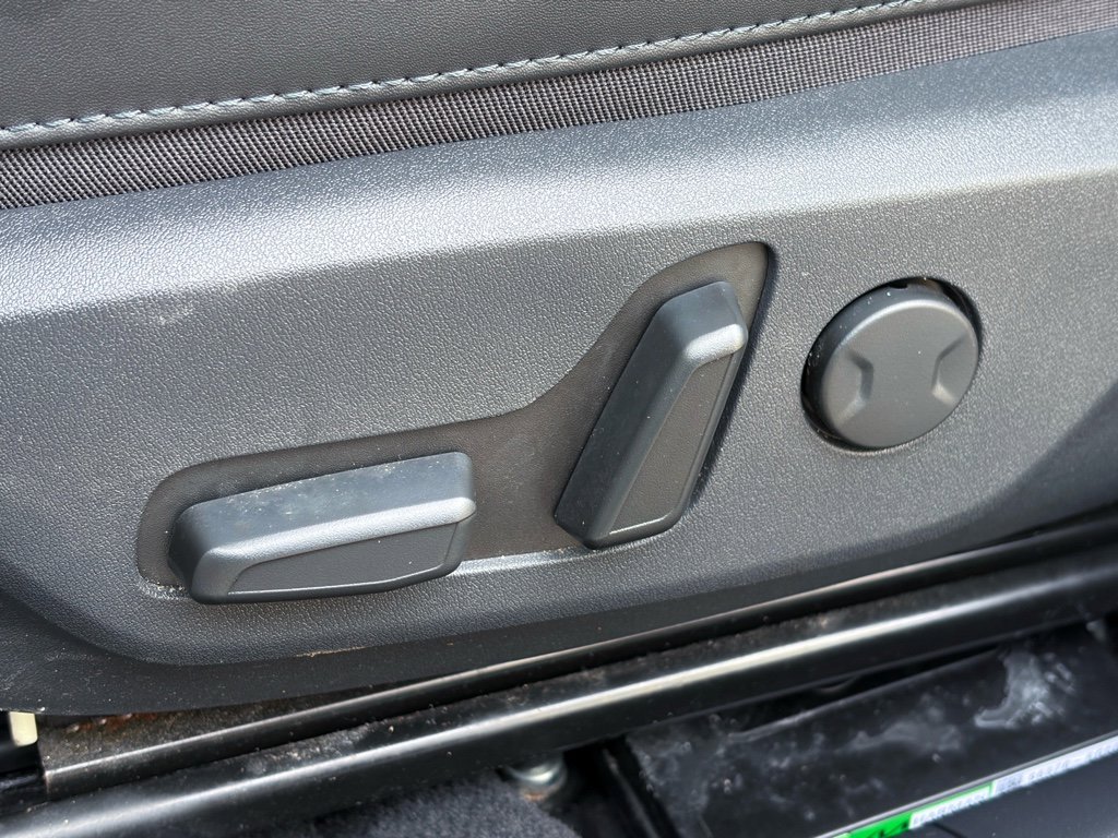 Used 2023 Kia Niro Wave w/ Wave Preserve Package image 6