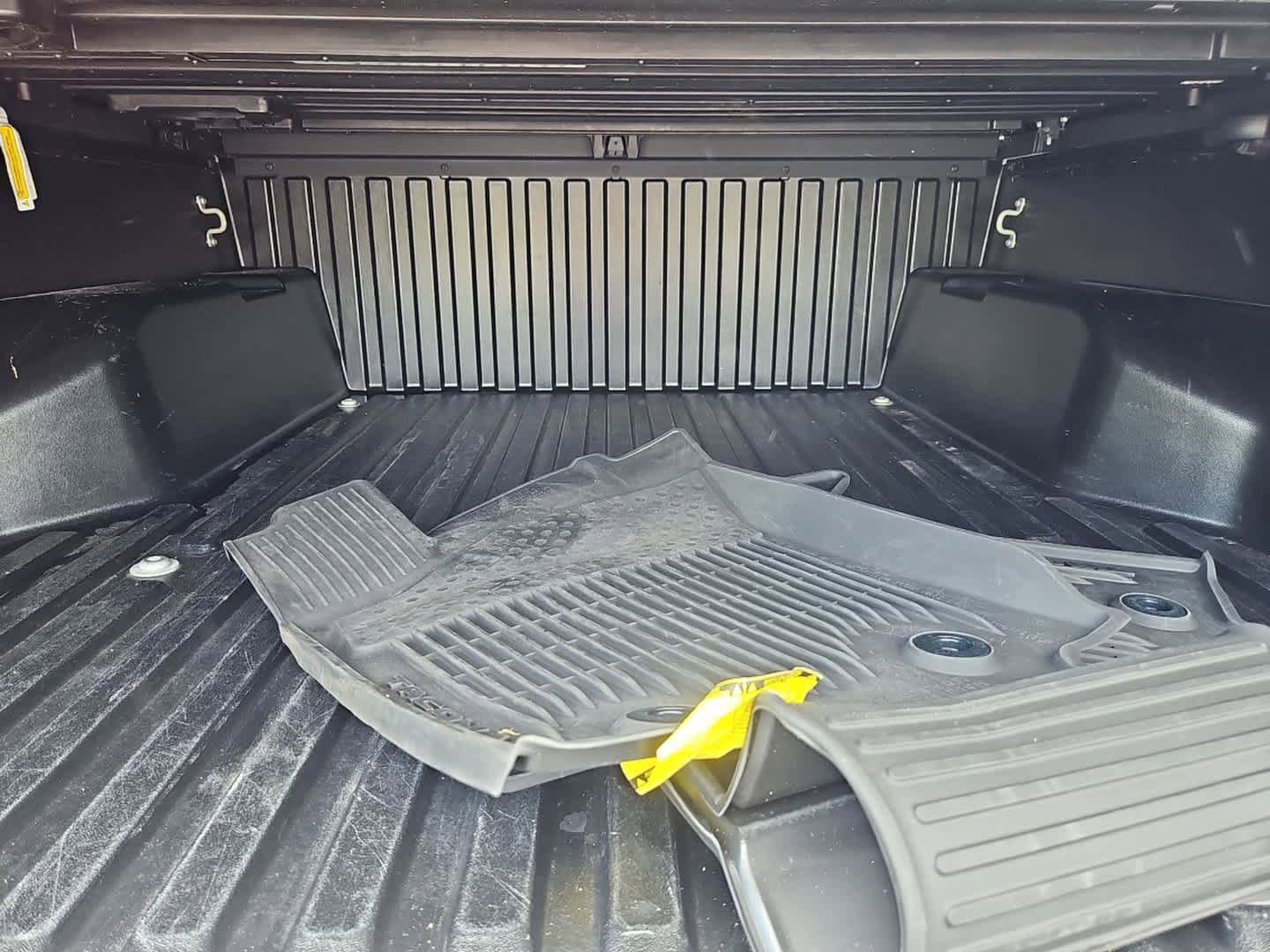Used 2023 Toyota Tacoma SR5 AWD/4WD image 27