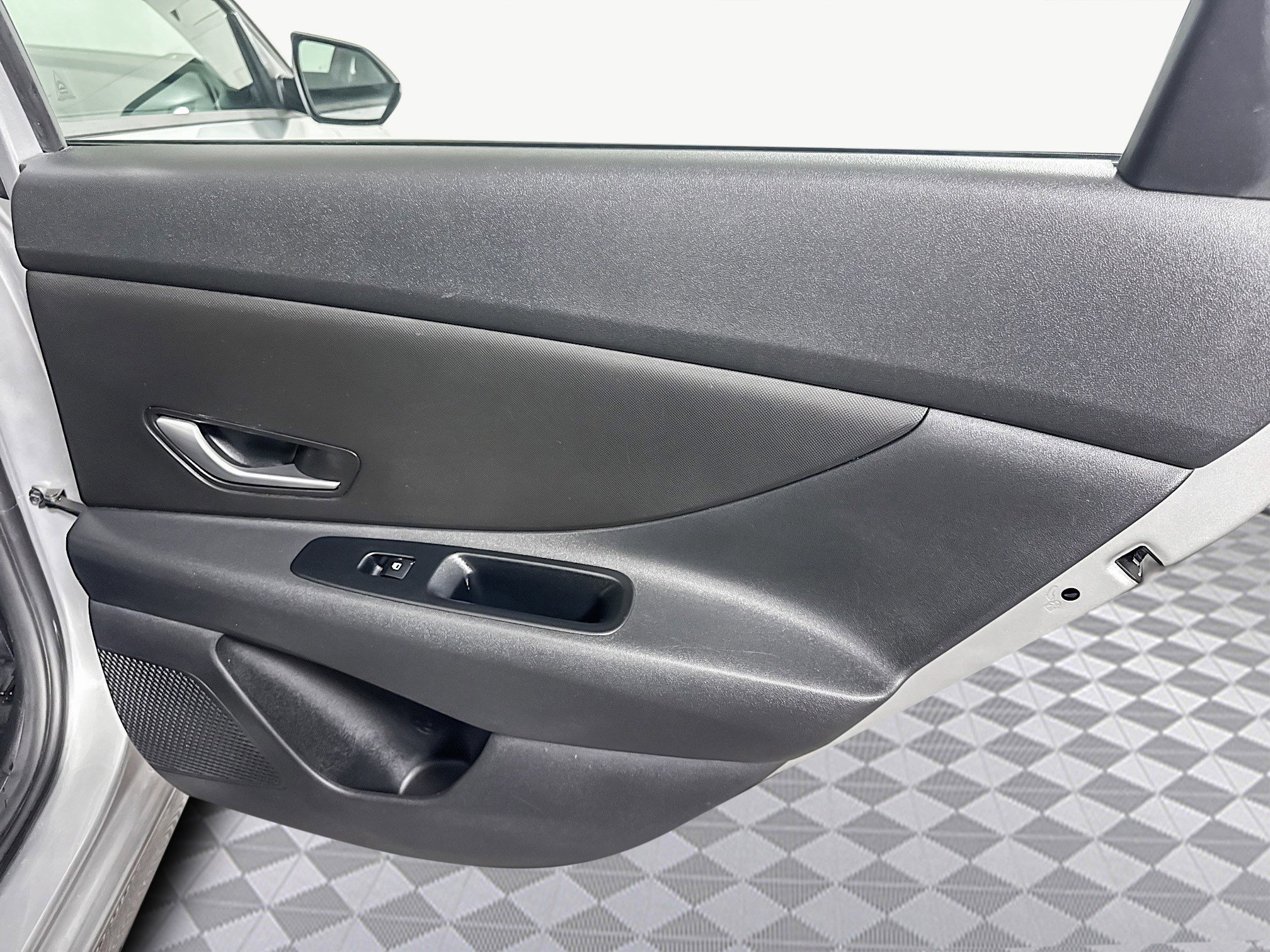 Used 2021 Hyundai Elantra SEL image 28