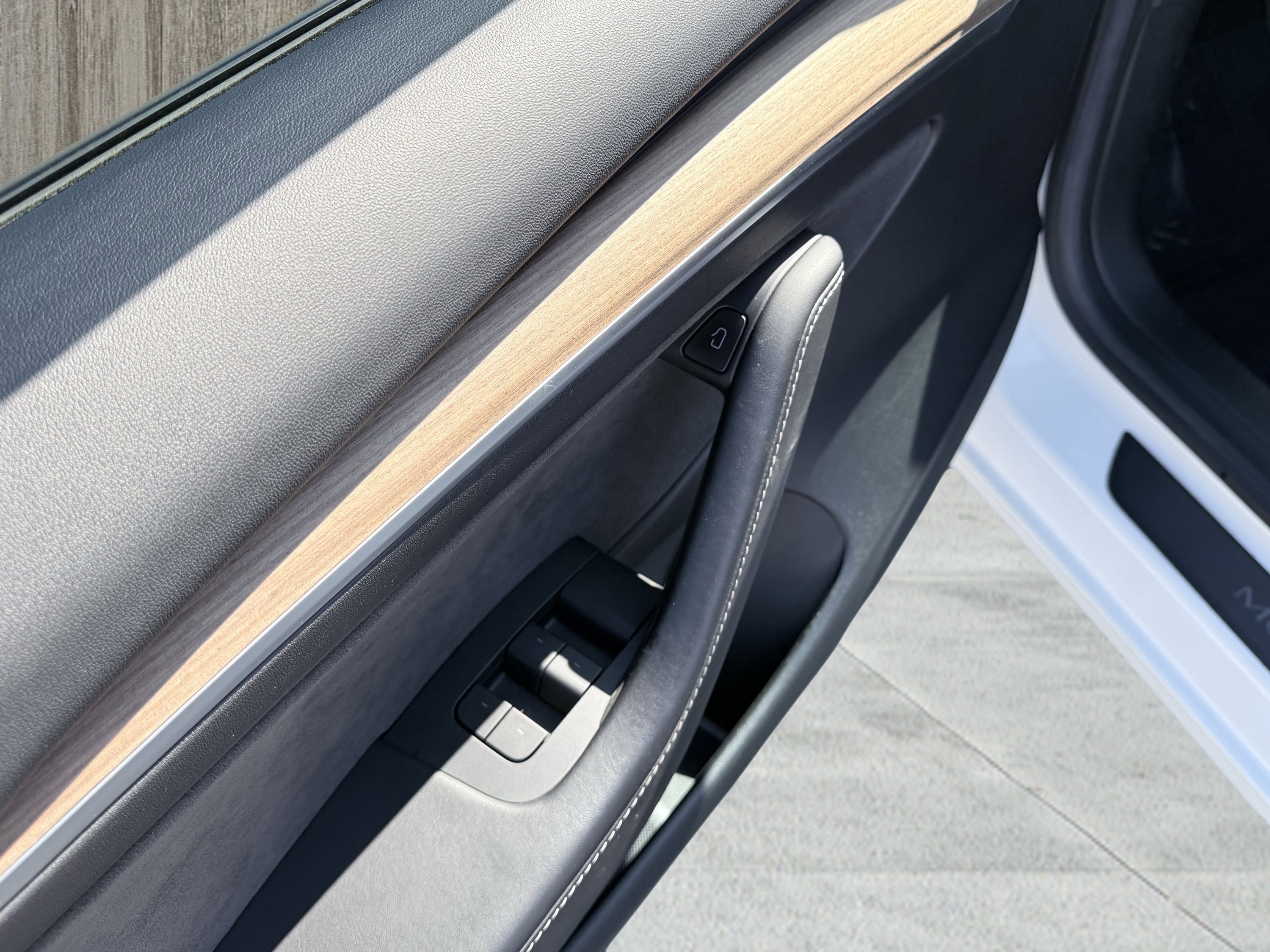 Used 2021 Tesla Model 3 Long Range image 23