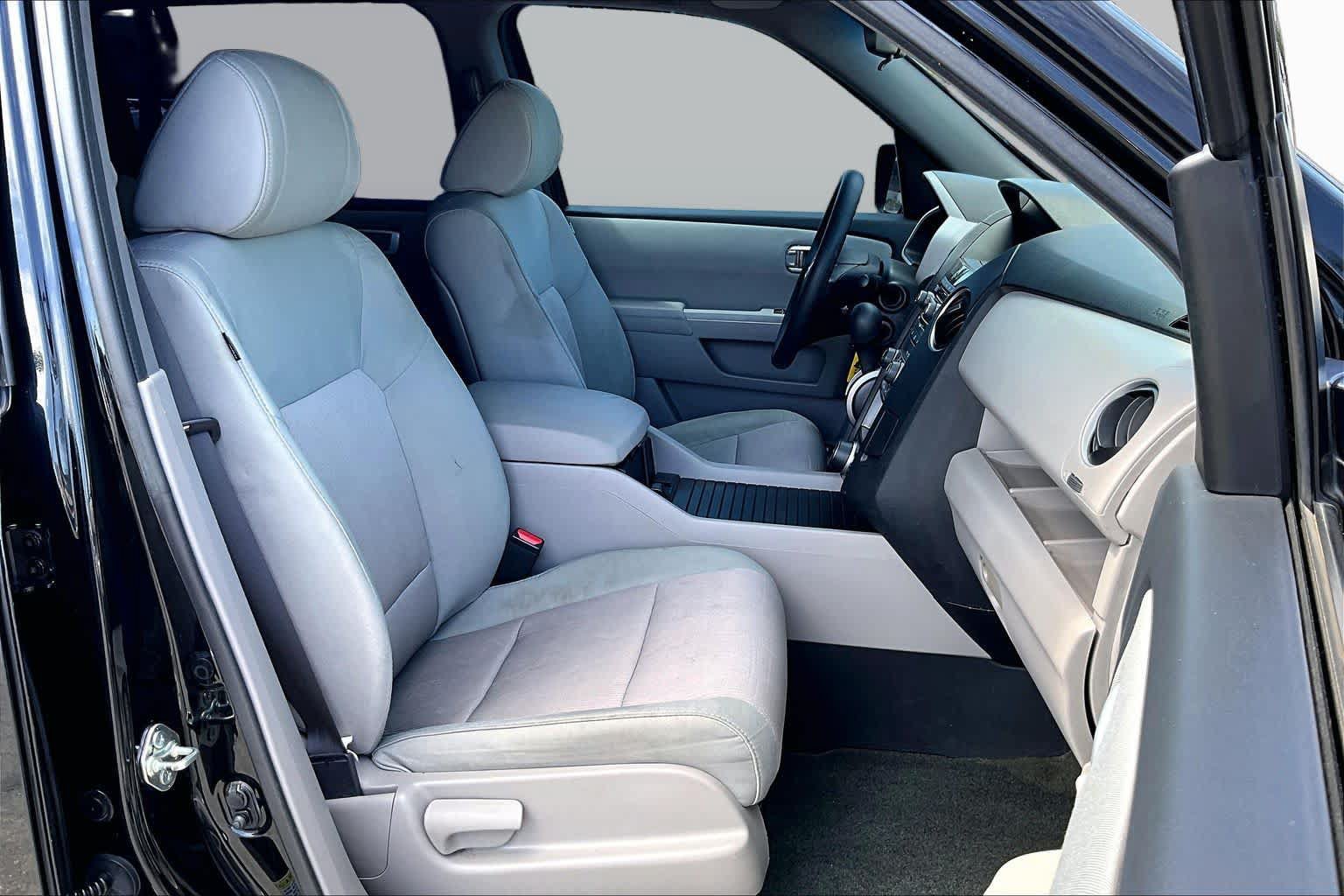 Used 2015 Honda Pilot SE image 8